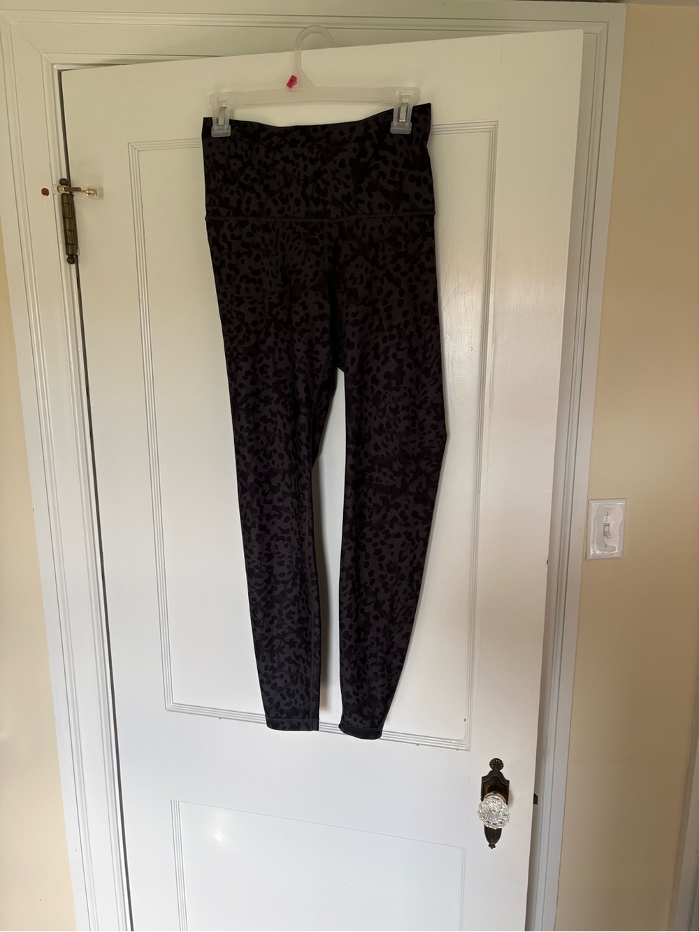 Old Navy Black and Charcoal Leopard-Print High-Waist Leggings